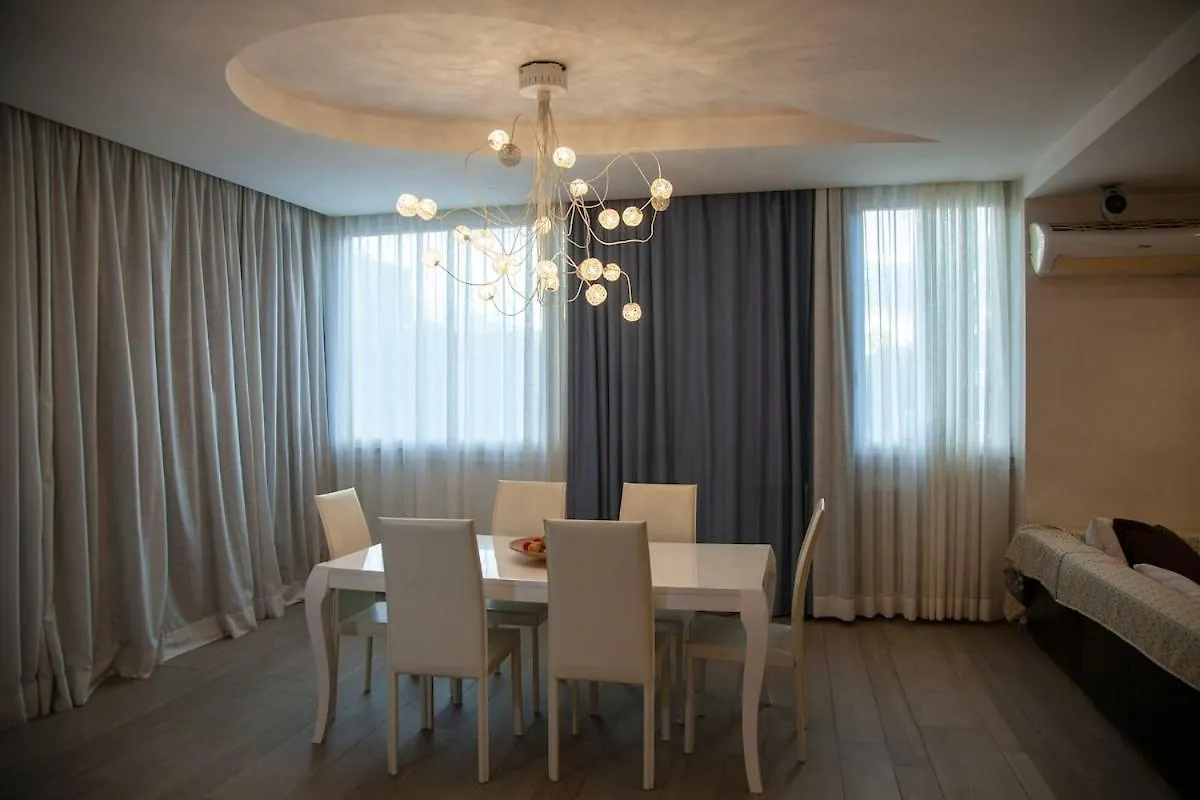 Luxury Stay In Rome Steps From Metro A Cornelia Apartment