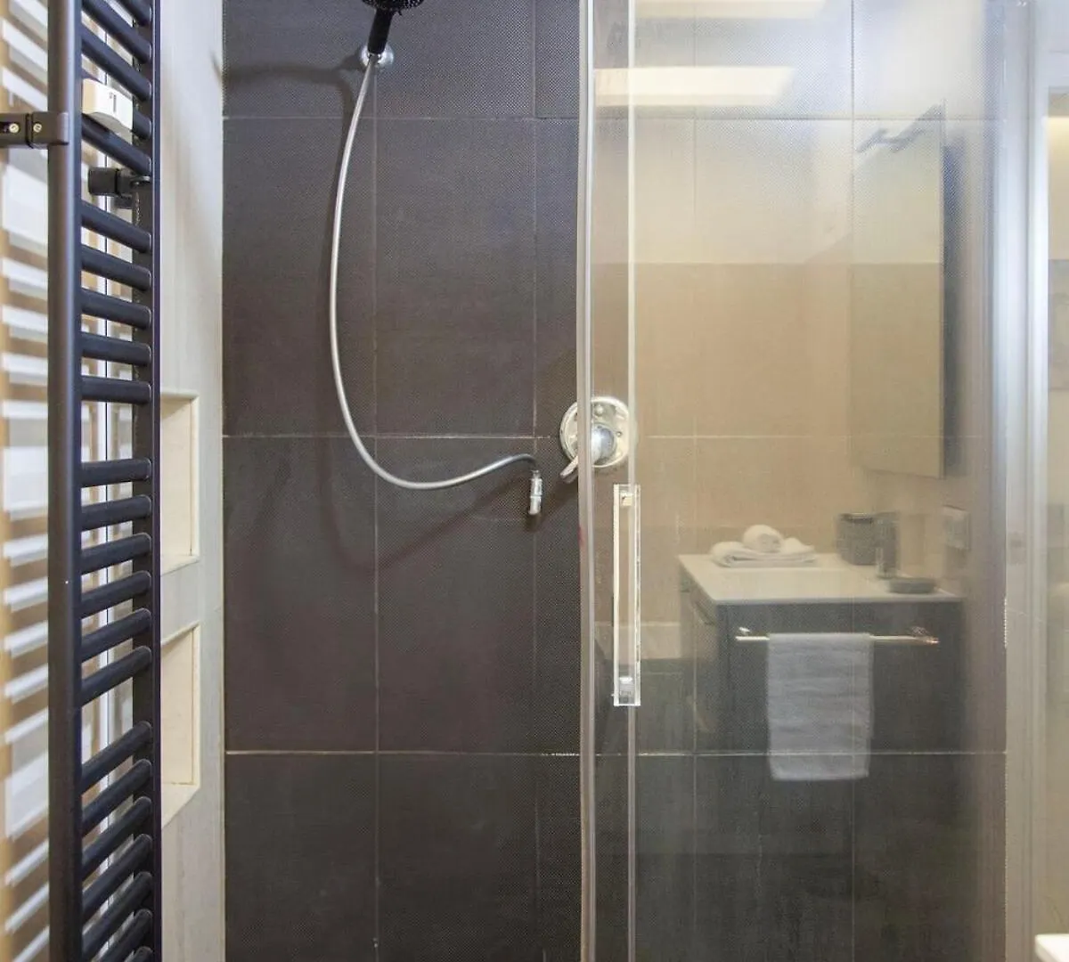Luxury Stay In Rome Steps From Metro A Cornelia Italy